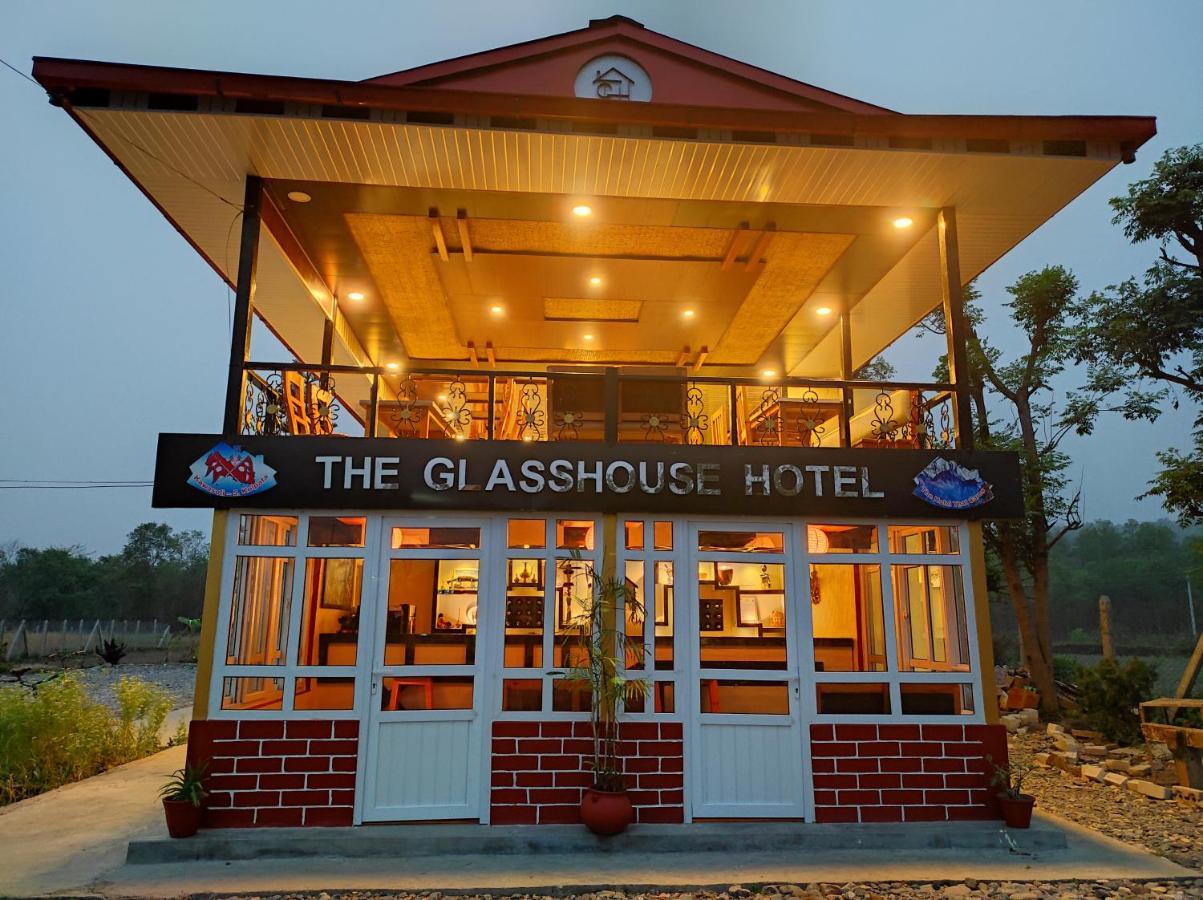 The Glasshouse Hotel Kawasoti Exterior photo